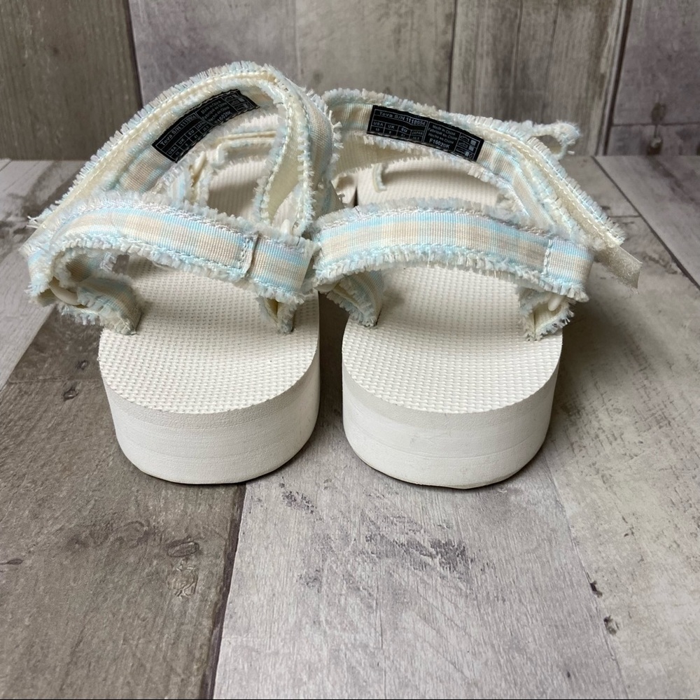 Teva Midform Fray Sandals Size 10 - Picture 2 of 6